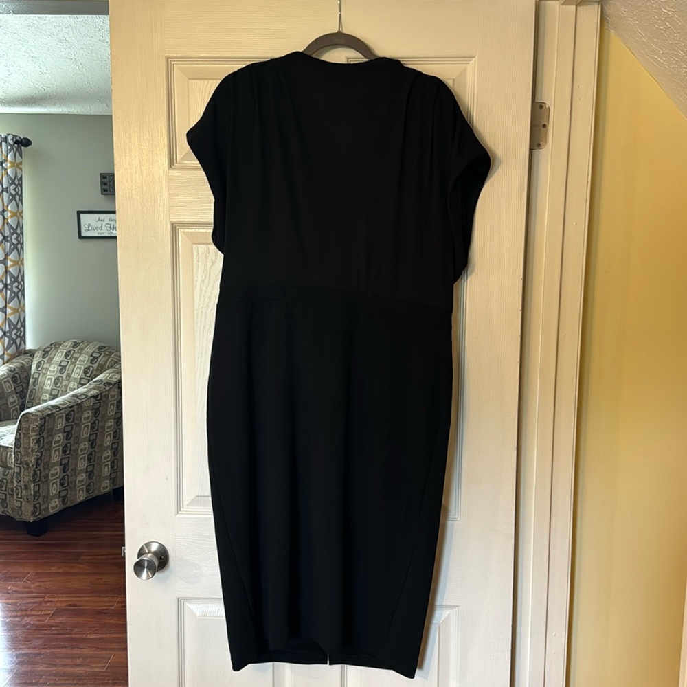 Express black dress size XL. Like new worn once